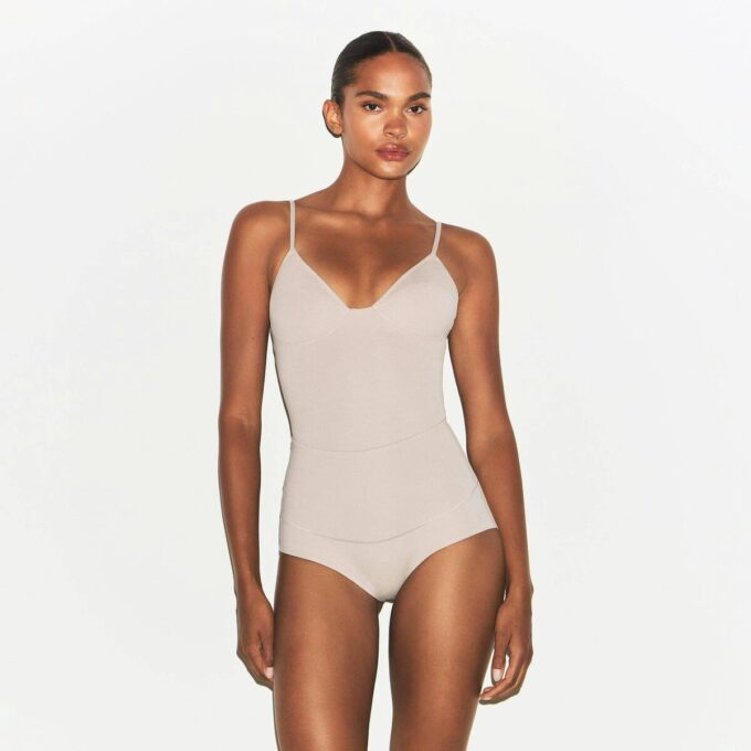 BOMULL SHAPINGWEAR HØY LIV TRUSE