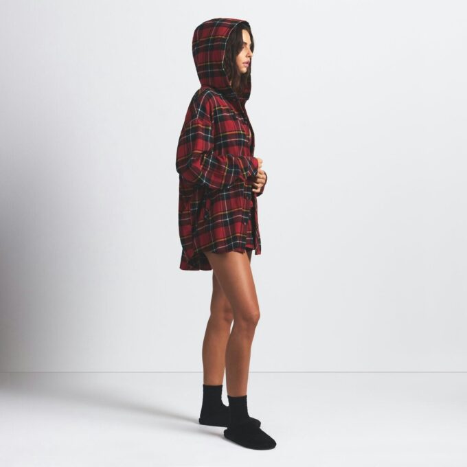 FLANELL SLEEP OVERSIZED HETTESKJORTE MED KNAPPING