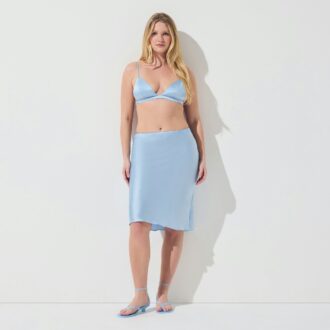 LETT FØRET TREKANTBRALETTE I SILKE