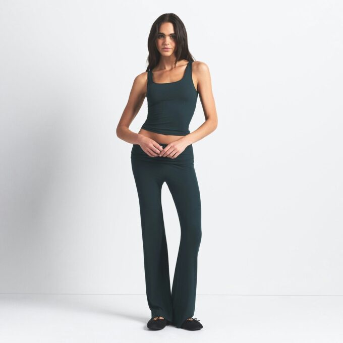 MYK LOUNGE-TANK