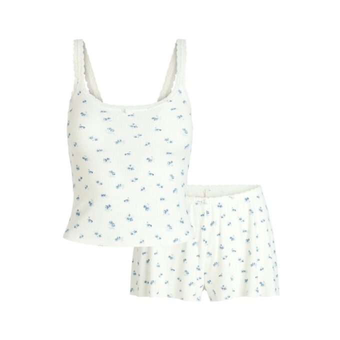 MYKT LOUNGE-SETT MED BLONDE-CAMI OG SHORTS