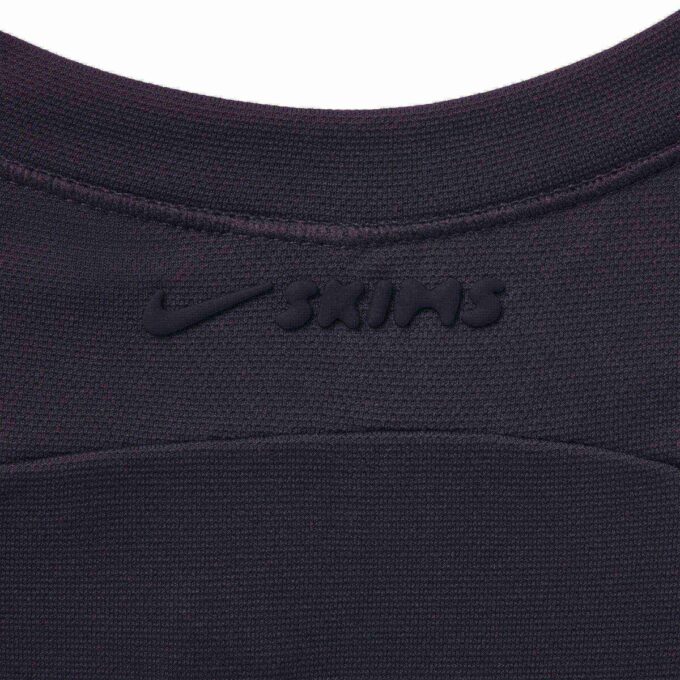 NikeSKIMS LUFTIG OVERSIZED T-SKJORTE