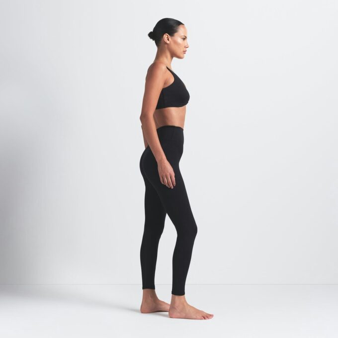 NikeSKIMS MATT 26″ LEGGINGS