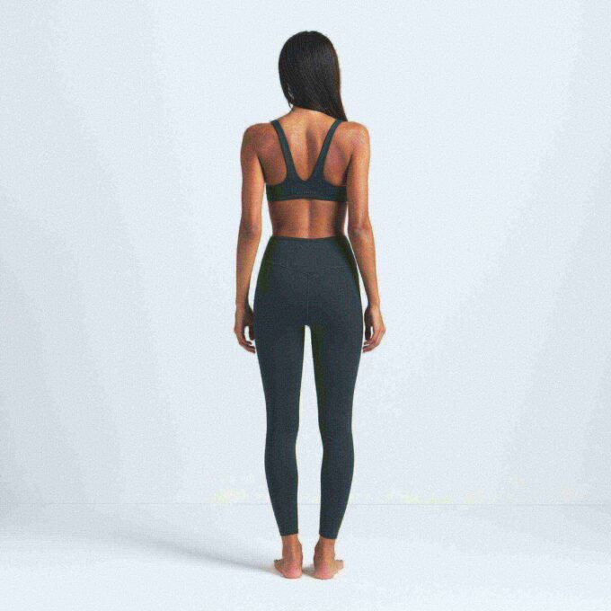 NikeSKIMS MATT 26″ LEGGINGS