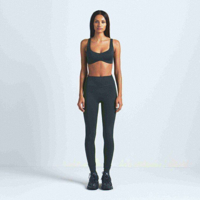 NikeSKIMS MATT 26″ LEGGINGS