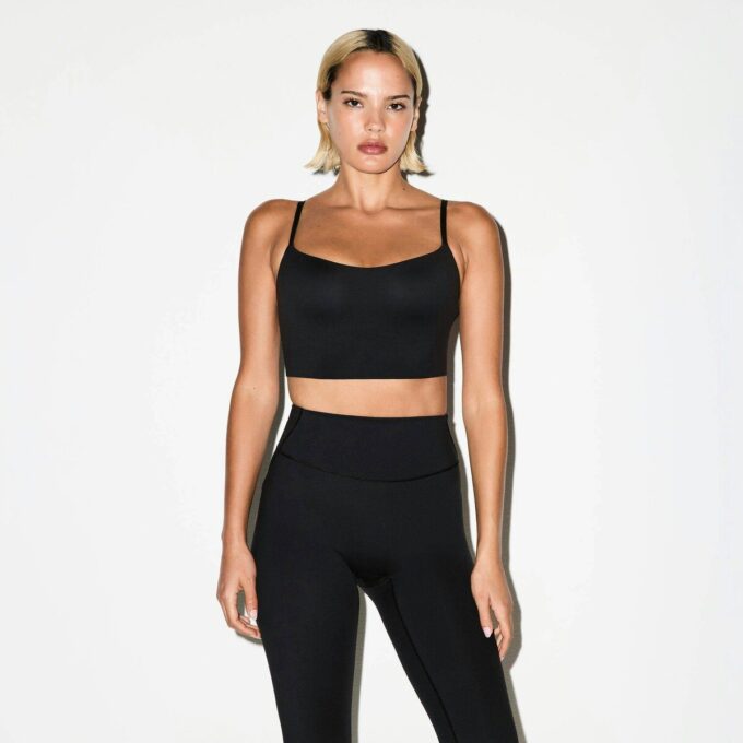 NikeSKIMS MATT CROP 17″ LEGGING