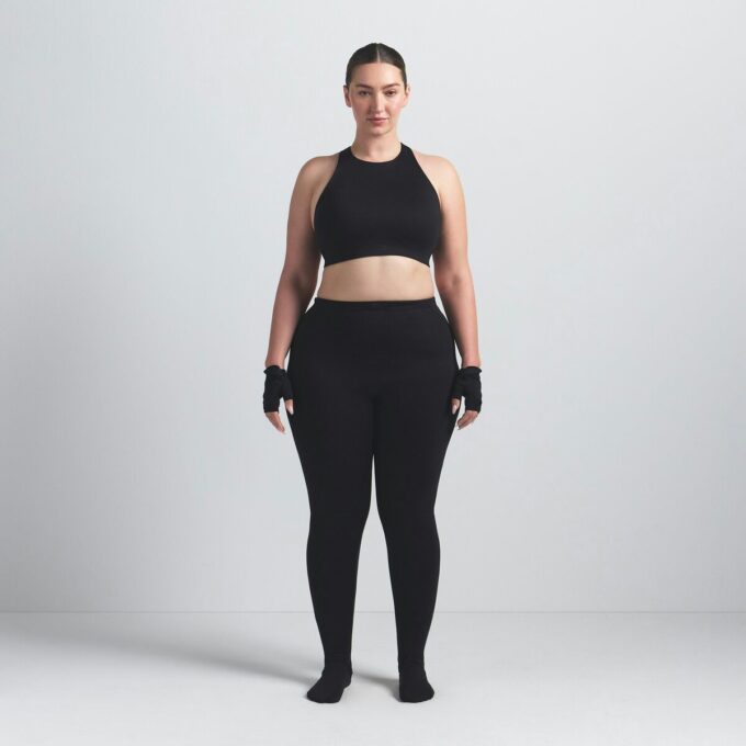 NikeSKIMS MATT FOOTSIE GRIP LEGGINGS