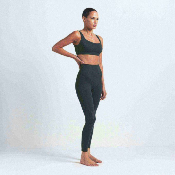 NikeSKIMS MATT KNEGREP 26″ LEGGINGS