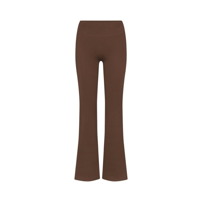 NikeSKIMS MATT SLIM FLARE LEGGINGS