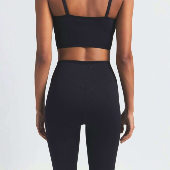 NikeSKIMS MATT SLIM FLARE LEGGINGS