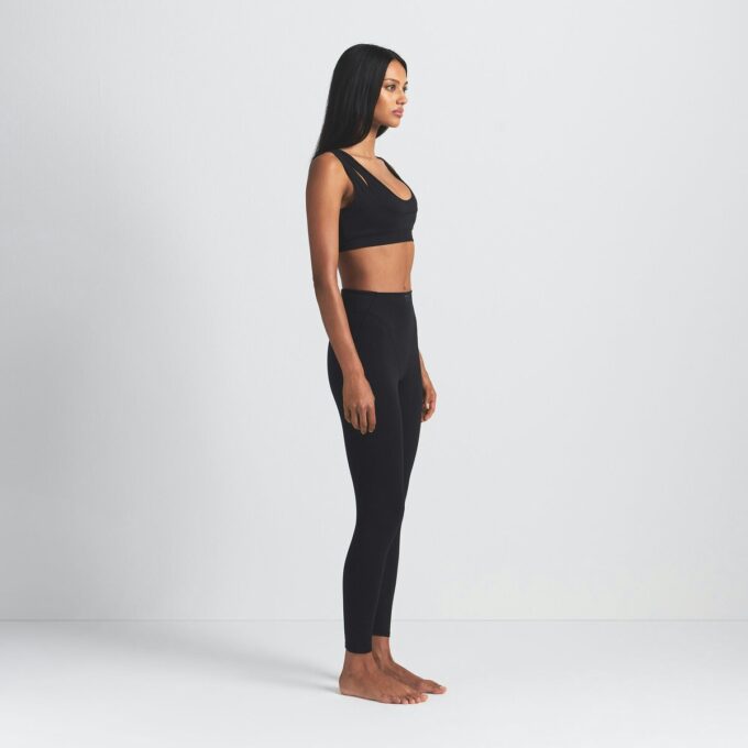 NikeSKIMS MATT V-LINE 26″ LEGGING