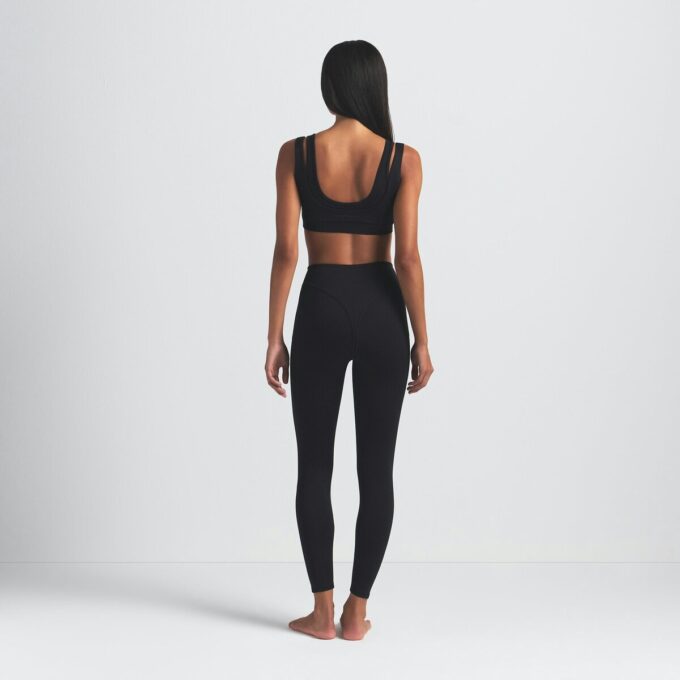 NikeSKIMS MATT V-LINE 26″ LEGGING