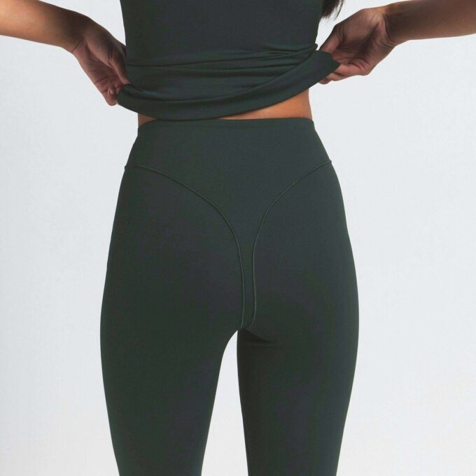 NikeSKIMS MATT V-LINE 39″ RETT LEGGING