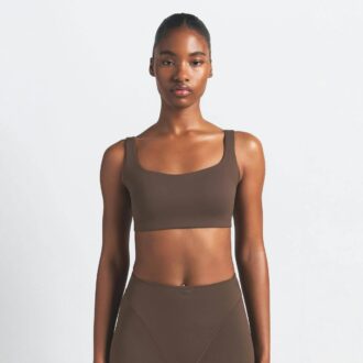NikeSKIMS MATTE BH MED ØYEHALS