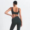 NikeSKIMS MATTE BH MED ØYEHALS