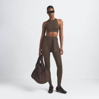 NikeSKIMS MATTE HØYHALSET BH