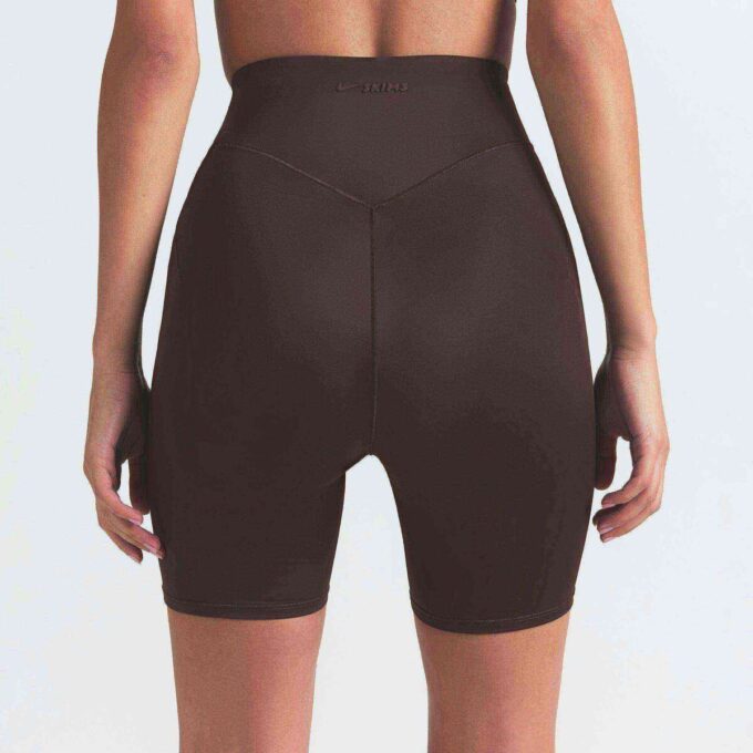 NikeSKIMS SHINE BONDED WAIST 12,5 cm BIKERSHORTS