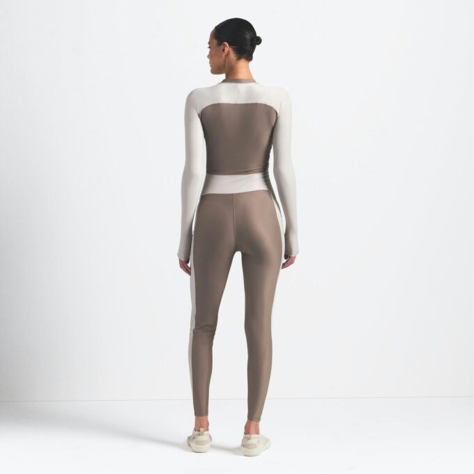NikeSKIMS SHINE GLIDELÅS FORAN LANG ONESI