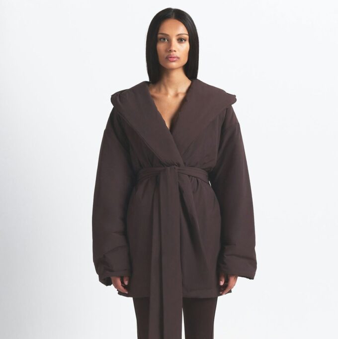 NikeSKIMS VEVET NYLON WRAP-KÅPE