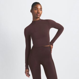 NikeSKIMS VINTAGE SØMLØS CROP-TOP MED HØY HALS