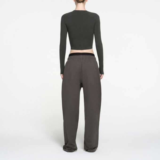 NY VINTAGE BESKRIVET LANGERMET T-SKJORTE