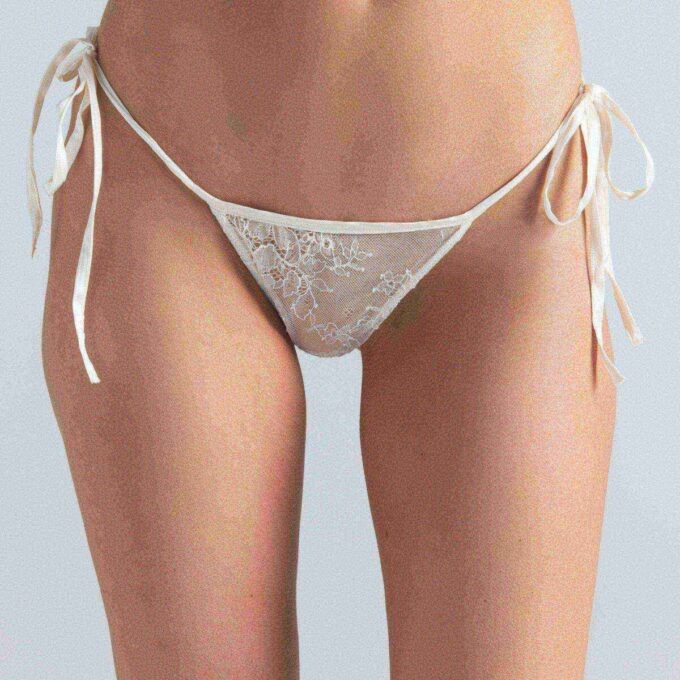 NYHETER INTIMATES BRODERTE BIKINI 3-PAKNING