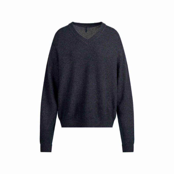 OVERSIZED GENSER I ULLCASJMIR MED V-HALS