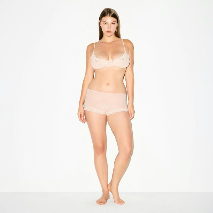 PASSER ALLE BLONDE GUTTESHORTS