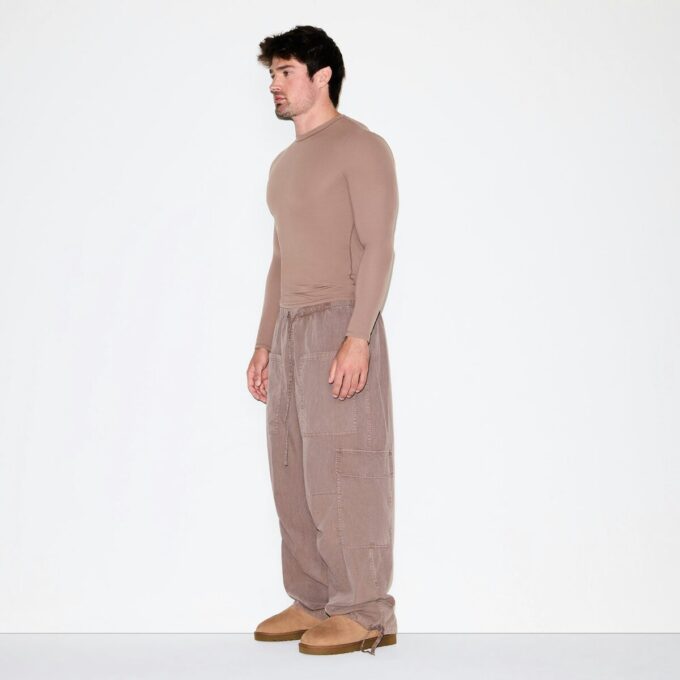 PASSER ALLE HERRE SLIM LANGERMET T-SKJORTE