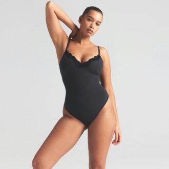 PASSER ALLE PUSH-UP-BODY MED BLONDE