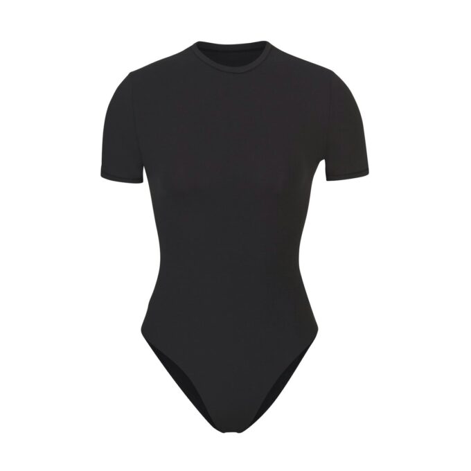 PASSER ALLE T-SKJORTE-BODY