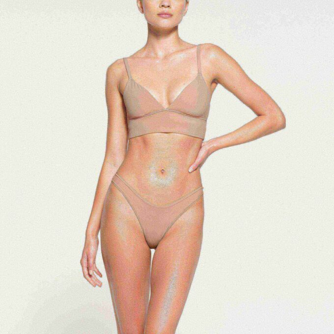 PASSER ALLE TRIANGLE LONGLINE BRALETTE