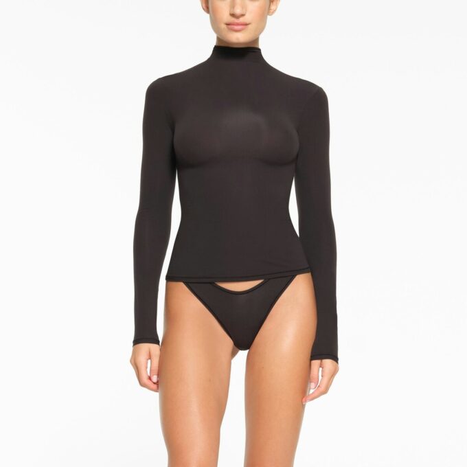 PASSER ALLE TURTLENECK-TOPP