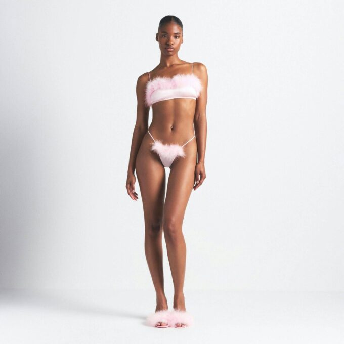 SILKE FJÆRKANTET BUTTERFLY THONG