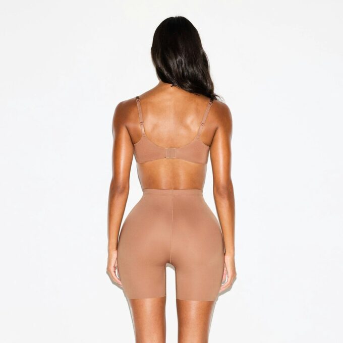 SKIMS BODY BUTT OG HIP ENHANCING MID THIGH SHORT