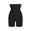 SKIMS BODY CORE SCULPT HØYLIVET SHORT