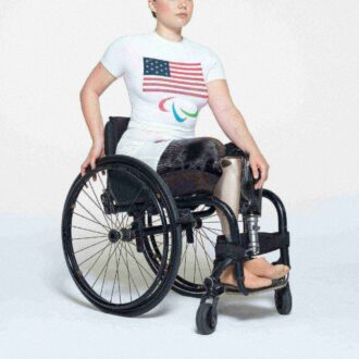 SKIMS FOR TEAM USA PARALYMPISK T-SKJORTE I BOMULL