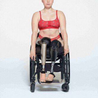SKIMS FOR TEAM USA PASSER ALLE ADAPTIV PARALYMPISK SCOOP-BRALETTE