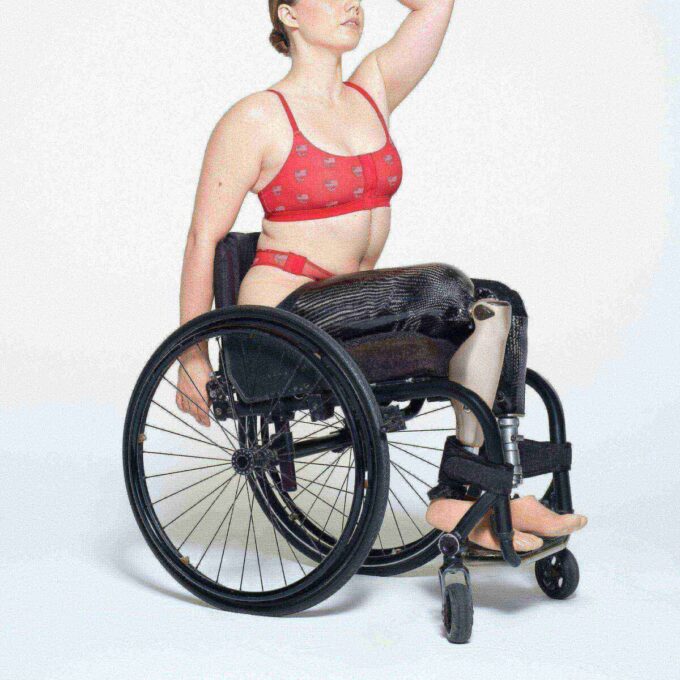 SKIMS FOR TEAM USA PASSER ALLE ADAPTIV PARALYMPISK SCOOP-BRALETTE
