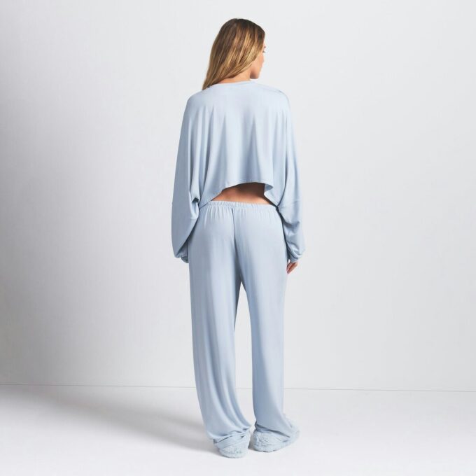 SKIMS SLEEP CROPPED LANGERMET OG BUKSESETT