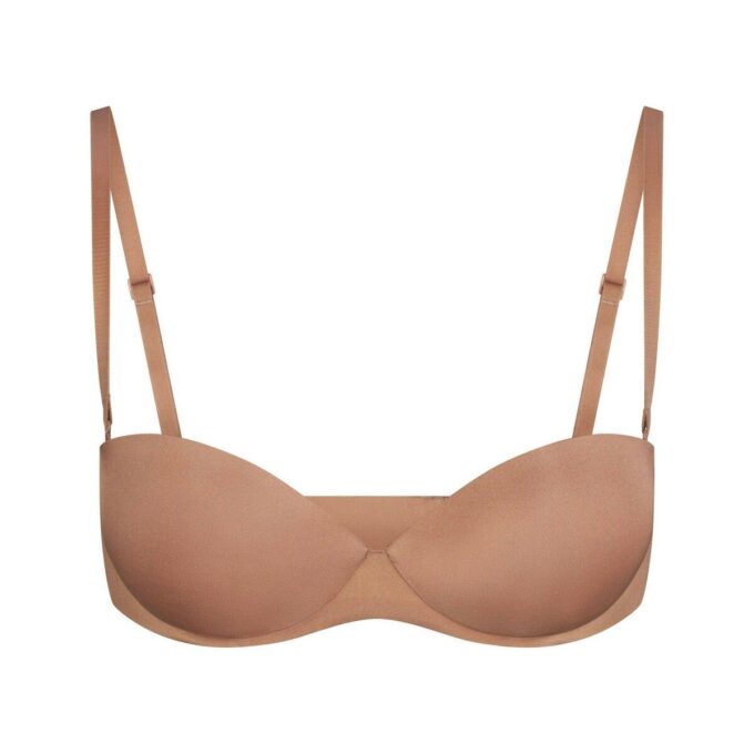 SKIMS ULTIMATE STROPPELØS PUSH-UP-BH SKIMS ULTIMATE STROPPELØS PUSH-UP-BH