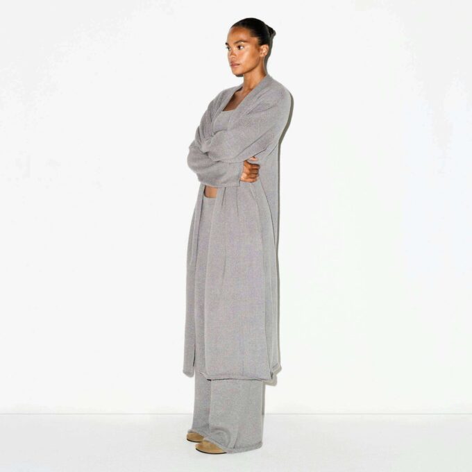 TEKSTURERT STRIKKET LANG CARDIGAN