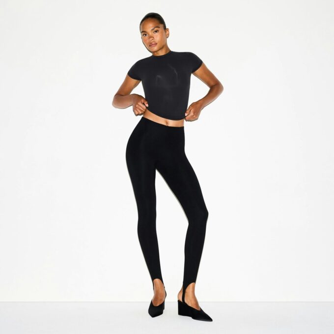 THE ESSENTIAL COLLECTION HØYLIVET STIRRUP-LEGGINGS