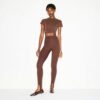 THE ESSENTIAL COLLECTION HØYLIVET STIRRUP-LEGGINGS