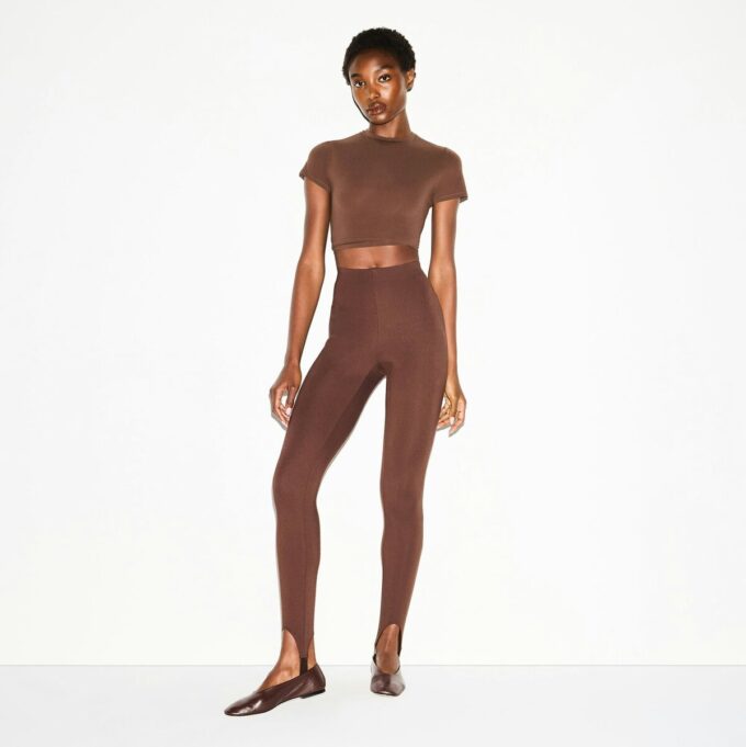THE ESSENTIAL COLLECTION HØYLIVET STIRRUP-LEGGINGS