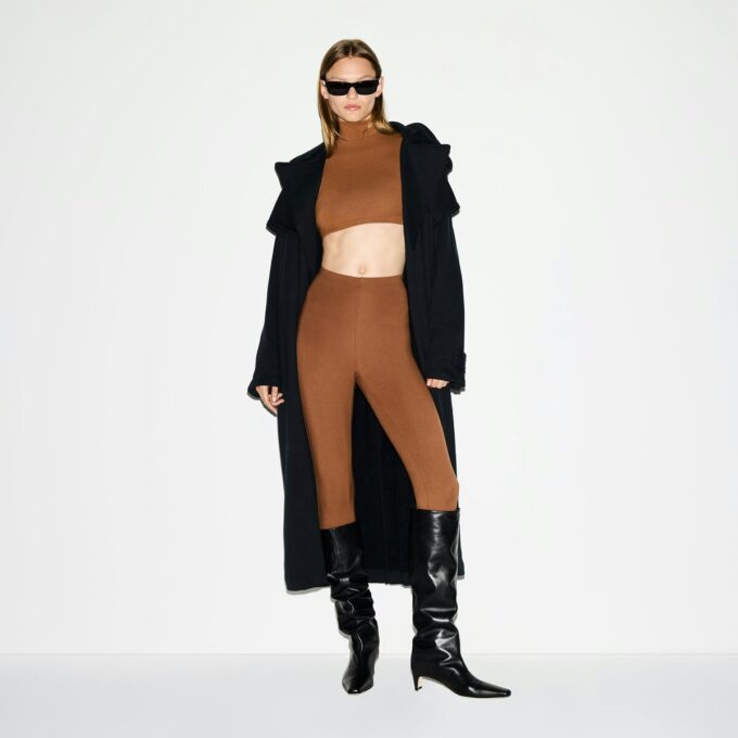 THE ESSENTIAL COLLECTION HØYLIVET STIRRUP-LEGGINGS