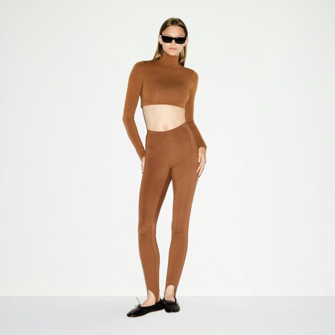 THE ESSENTIAL COLLECTION HØYLIVET STIRRUP-LEGGINGS