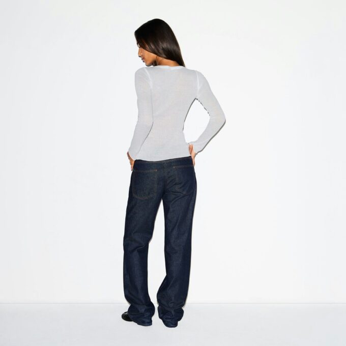 TRANSPARENT RIBBELT LANGERMET TOPP MED RUND HALS