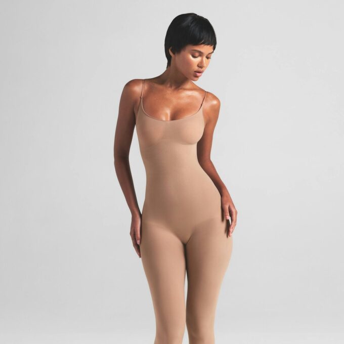 TRANSPARENT SØMLØS CATSUIT