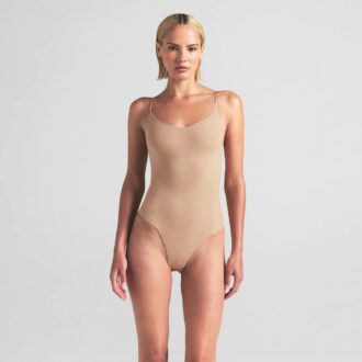 TRANSPARENT SØMLØS THONG-BODY
